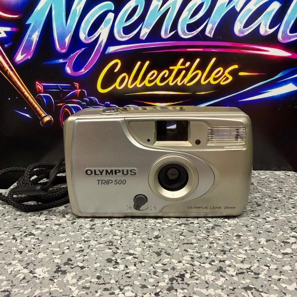 Olympus Trip 500 35mm Film Camera 28mm Lens Vintage Point and Shoot *Tested*